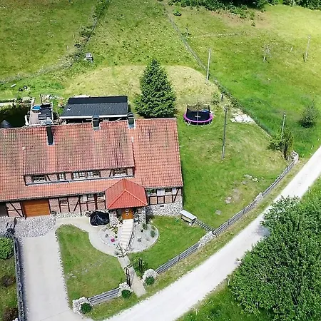 Forsthaus Trabronn | Sauna | Eingezaeunt | Grillplatz Сasa de vacaciones