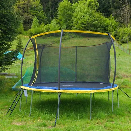 Forsthaus Trabronn | Sauna | Eingezaeunt | Grillplatz