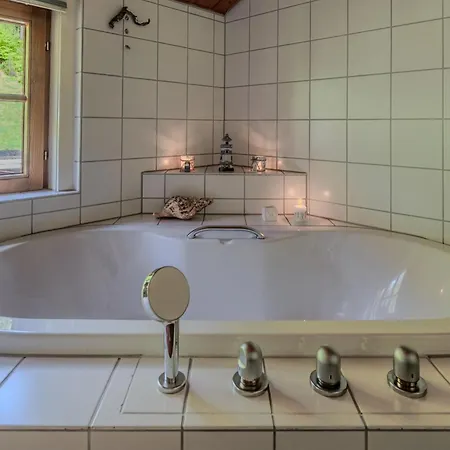 Forsthaus Trabronn | Sauna | Eingezaeunt | Grillplatz