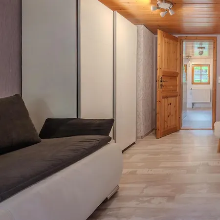 Forsthaus Trabronn | Sauna | Eingezaeunt | Grillplatz Forbach