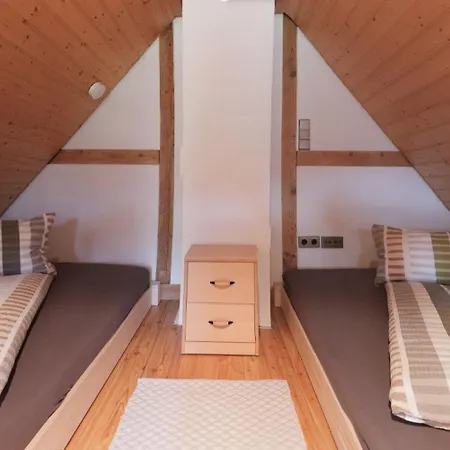 Forsthaus Trabronn | Sauna | Eingezaeunt | Grillplatz Forbach